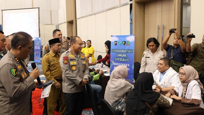 Bakti Kesehatan Hari Bhayangkara ke-80, Polda Riau Gelar 14 Layanan Medis untuk Ribuan Warga