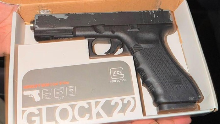 Polisi Bongkar Peredaran Senjata Ilegal di Pelabuhan Tanjung Priok, Puluhan Airgun Diamankan