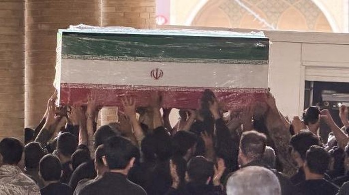 Pertama Kali Sejak Perang, Kepala Garda Revolusi Iran Muncul Depan Publik