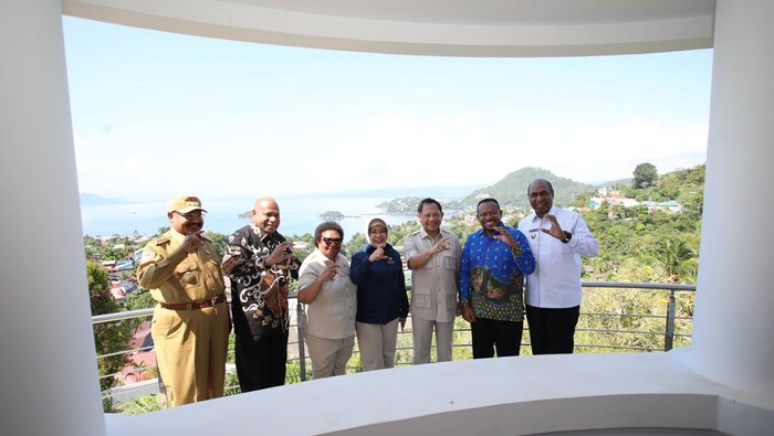 Mendagri Minta Komitmen Penuh Gubernur Se-Tanah Papua untuk Sensus Ekonomi 2026