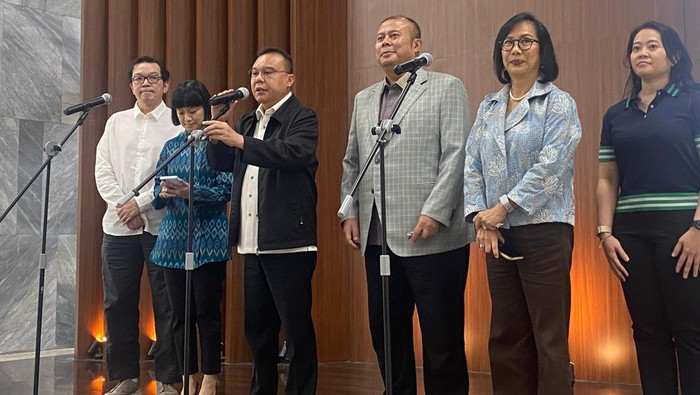 GOTO dan Grab Resmi Berlakukan Potongan Komisi 8% untuk Ojol per 1 Juli 2026