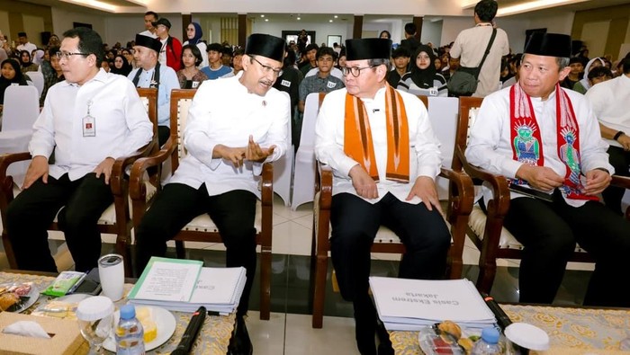 Cakrawala Pendidikan di Jakarta: Pramono Anung Buka Peluang Lahan Baru untuk Sekolah Rakyat