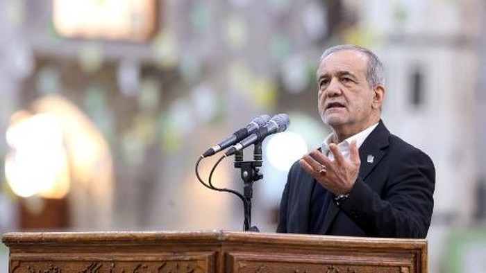 Presiden Iran Desak Pencairan Aset Rp 107 Triliun di Qatar