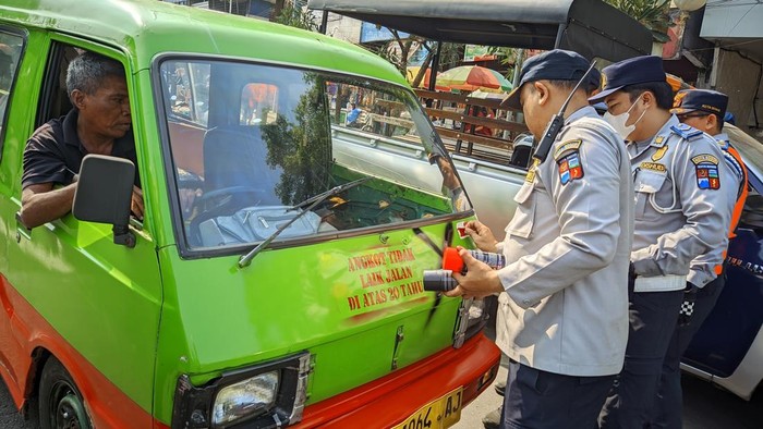 Angkot Tua Kota Bogor Kena Razia, Langsung Dicap Tidak Laik Jalan