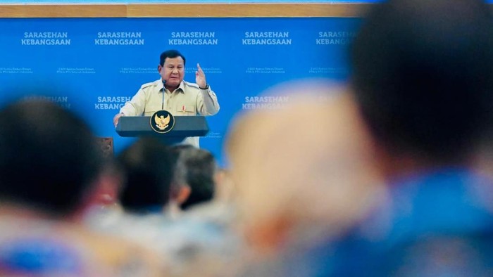 Presiden Prabowo Tantang Akademisi: Mengapa 81 Tahun Merdeka Belum Mampu Produksi Mobil Sendiri?