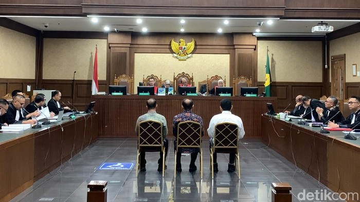 Skandal Suap Bea Cukai: Tiga Pejabat Kemenkeu Didakwa Terima Rp78,8 Miliar
