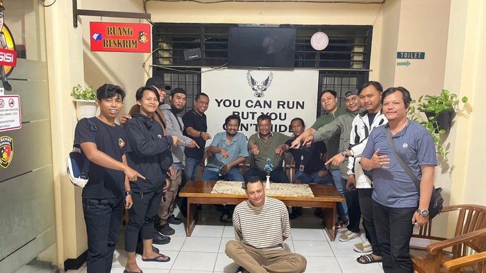 Kronologi 'Bang Jago' Pengendara Ninja Pukul Pemotor di Jakarta Selatan Usai Ditegur