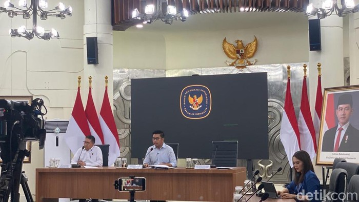 Bakom Bantah Ada Pengondisian dari Pemerintah Terkait Demo MBG