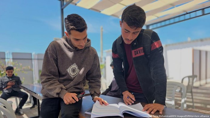 Keluar dari Gaza Demi Kuliah, Mahasiswa Palestina Masih Dihantui Ketidakpastian