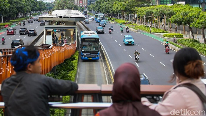 DTKJ Usul Tarif Langganan TransJakarta Rp 200 Ribu Per Bulan, Diklaim Lebih Hemat bagi Pekerja