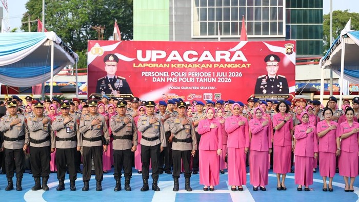 1.465 Personel Polda Sumsel Raih Kenaikan Pangkat di Hari Bhayangkara Ke-80