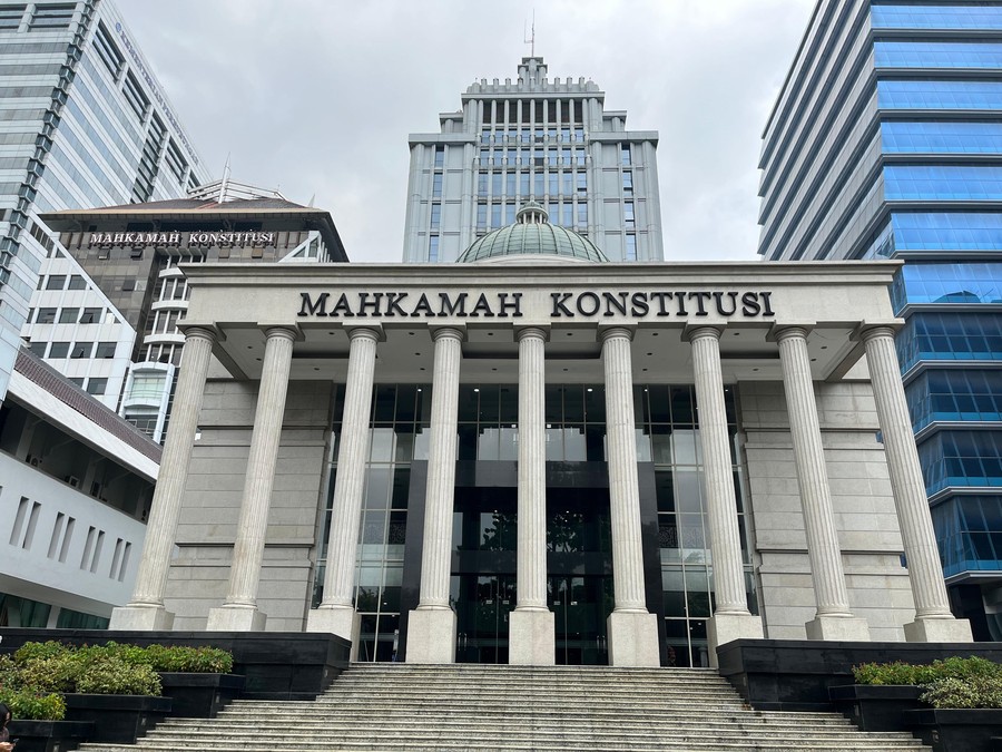 Viral Hoaks MK Tutup MBG dan Alihkan Anggaran ke Pendidikan, Cek Faktanya