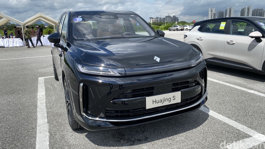 Wuling Siapkan Mobil Segmen Premium di Indonesia, Apa Modelnya?