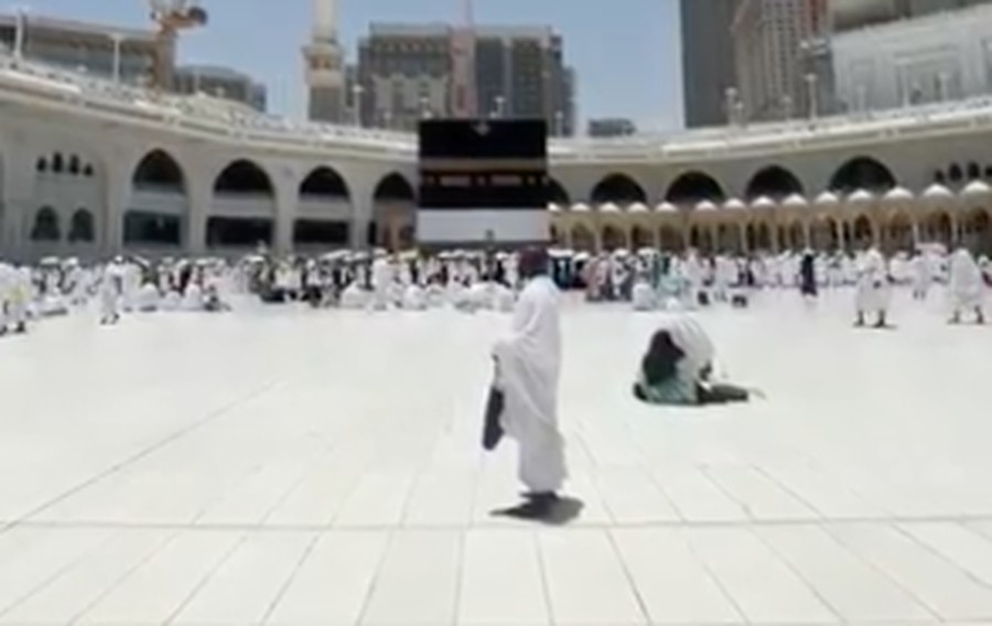 Fenomena Langka: Matahari Melintas Tepat di Atas Ka'bah