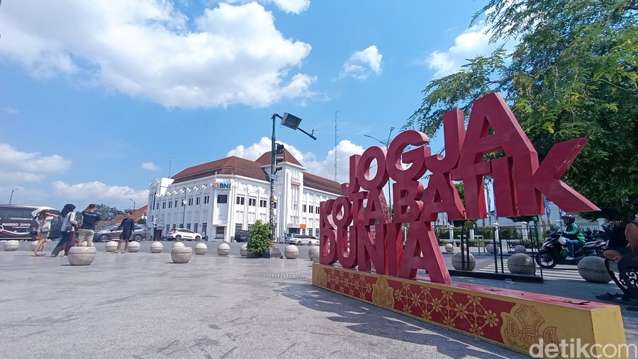 Wisatawan Perempuan Diduga Jadi Korban Pelecehan di Titik Nol Kilometer