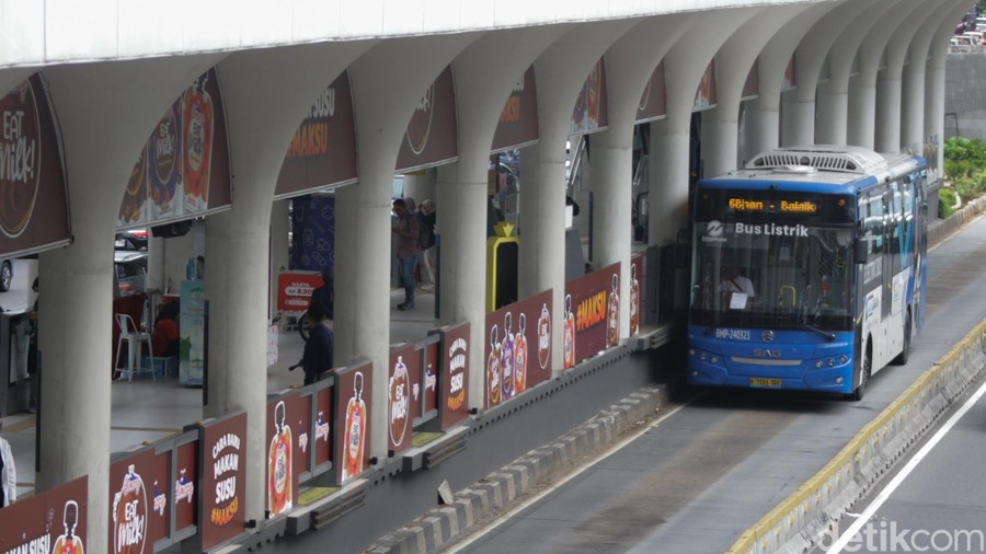 DTKJ Usulkan Skema Tarif Langganan TransJakarta, Klaim Lebih Hemat bagi Pekerja Harian