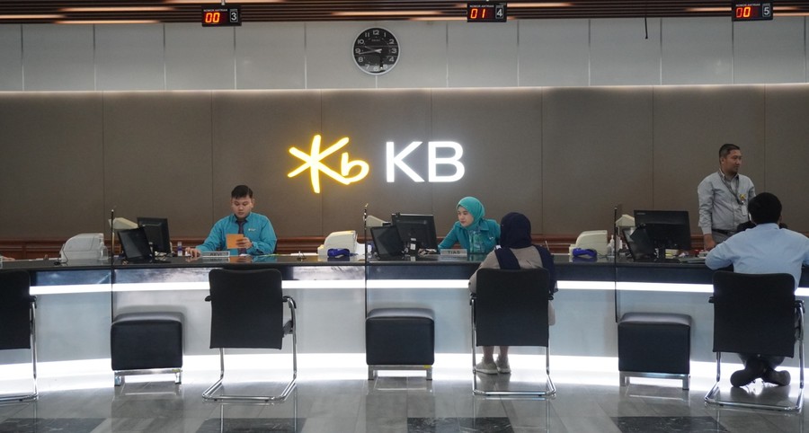 Gelombang Efisiensi Perbankan Berlanjut