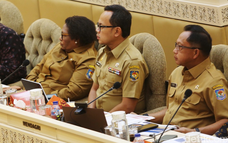 Mendagri Tito Karnavian Luruskan Isu Desa di Perbatasan Lepas ke Malaysia