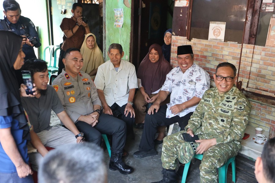 Wakapolda Metro dan Aster Kodam Jaya Jaga Jakarta on the Spot di Tanah Abang
