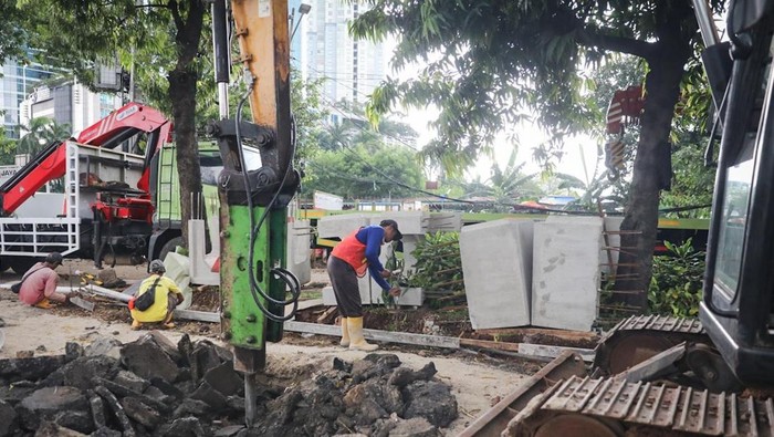 Ratusan Ribu Pendaftar Serbu Program Padat Karya Pemprov DKI