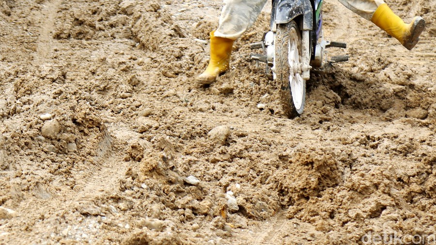Warga Aceh Kumpulkan Dana Rp 1 Miliar untuk Perbaiki Jalan, Kementerian PU Pastikan Tetap Lanjutkan Proyek Permanen