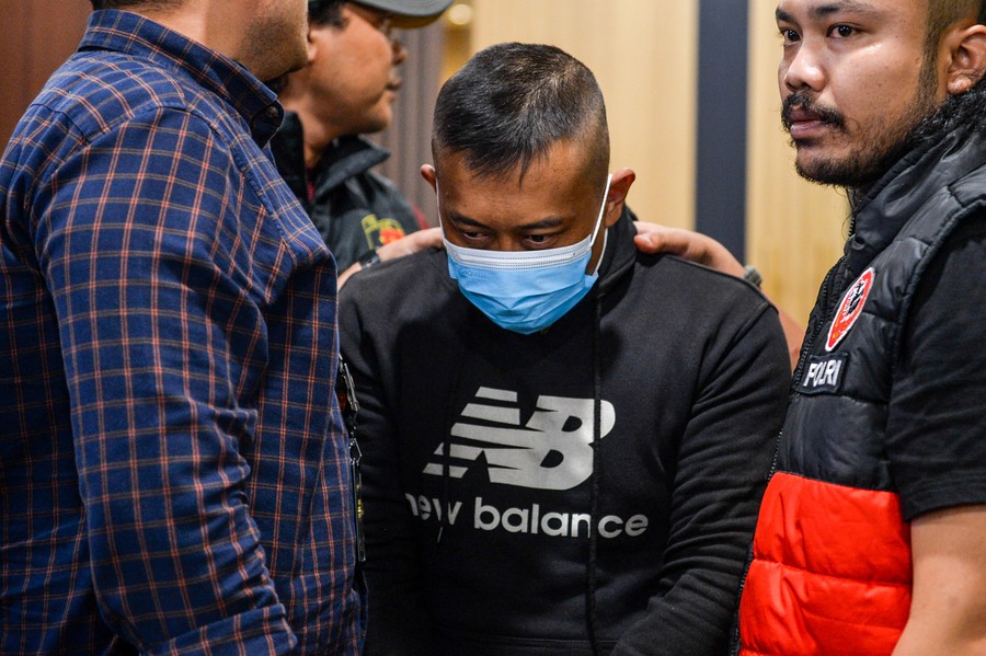 Polda Jabar Tegaskan Taufik Hidayat Ditangkap, Bukan Menyerahkan Diri