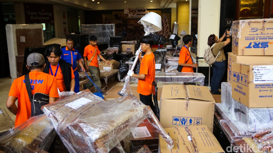 Jakarta  – Pusat Pengelolaan Kompleks Gelora Bung Karno (PPKGBK) resmi memulai proses pengosongan seluruh isi bangunan