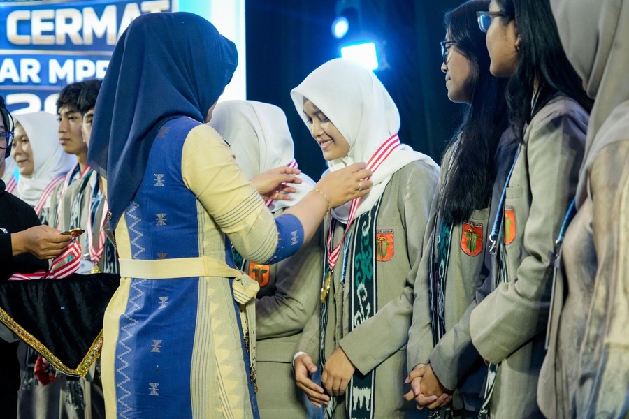 SMAN 1 Mataram Wakili NTB pada LCC Empat Pilar MPR RI Tingkat Nasional