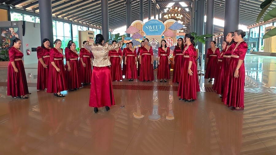 Penjelasan Pemprov soal Kontingen Paduan Suara Gereja Kepri Nyanyi di Soetta