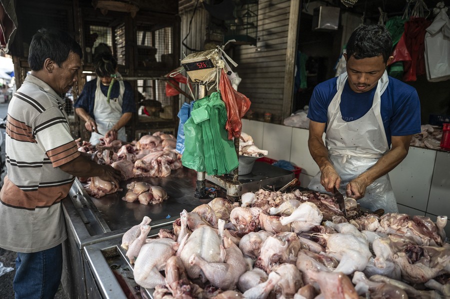 Pemerintah Optimistis Inflasi Mulai Mereda pada Bulan Depan