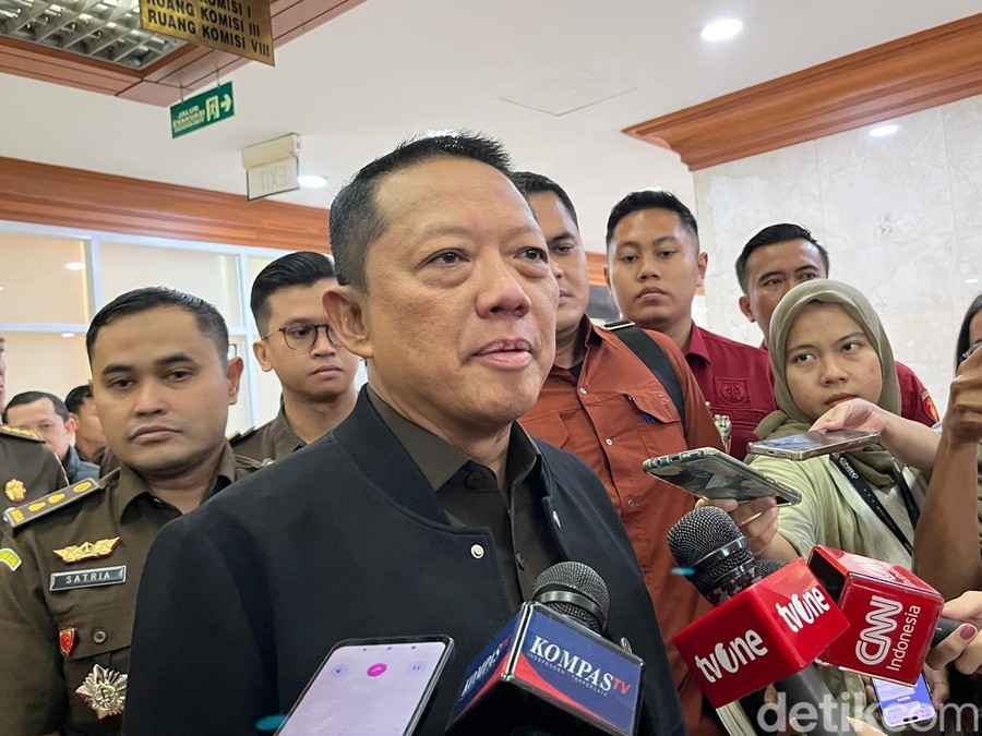 Apaberita.com, Jakarta - Kejaksaan Agung (Kejagung) tengah mengusut indikasi praktik manipulasi harga atau under invoici