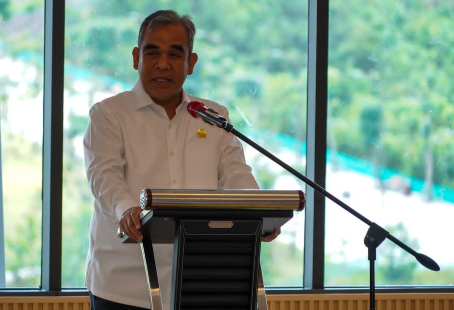 Utusan Khusus Presiden: Muzani dan Sugiono Bertolak ke Iran