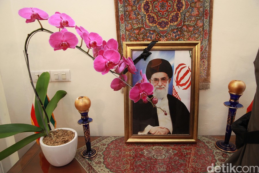 Iran Siapkan Pemakaman Kenegaraan untuk Ayatollah Khamenei