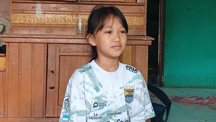 Kisah Suci Nurlaela: Jualan Gorengan Demi Sekolah, Bercita-cita Jadi Pramugari