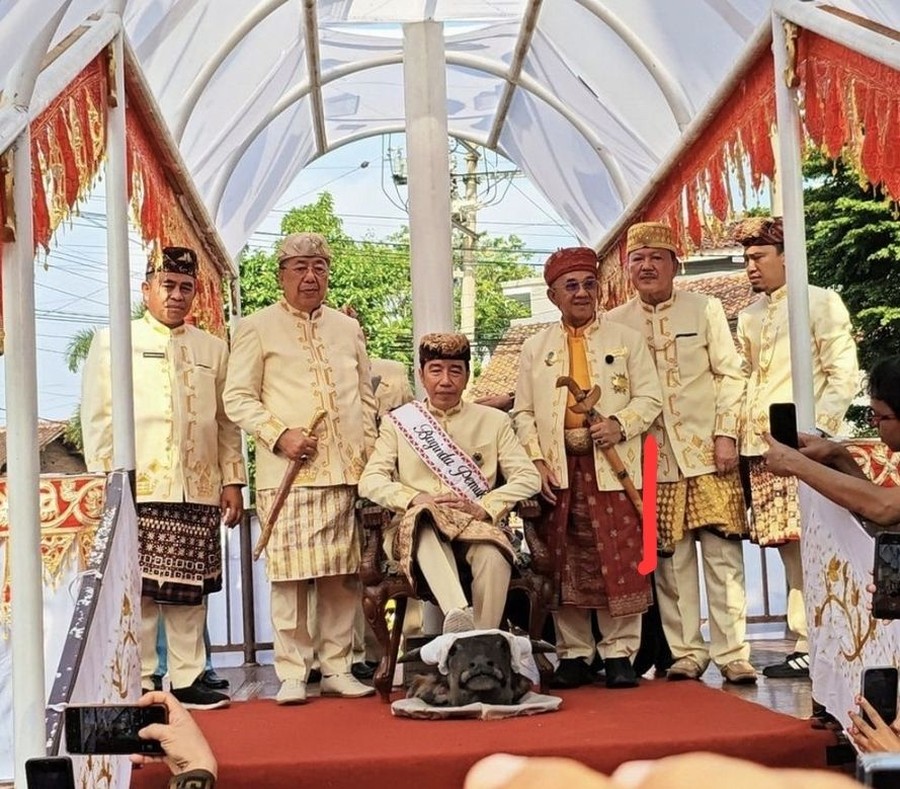 Jakarta, Apaberita.com  – Partai Solidaritas Indonesia (PSI) angkat bicara soal viralnya momen Presiden ke-7 RI Joko W