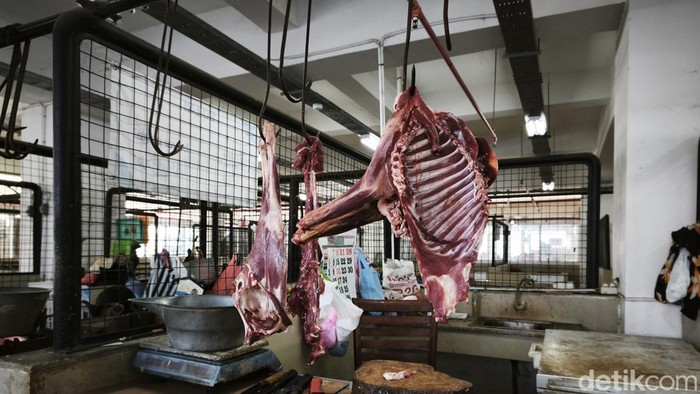 Harga Daging-Beras Kompak Naik!