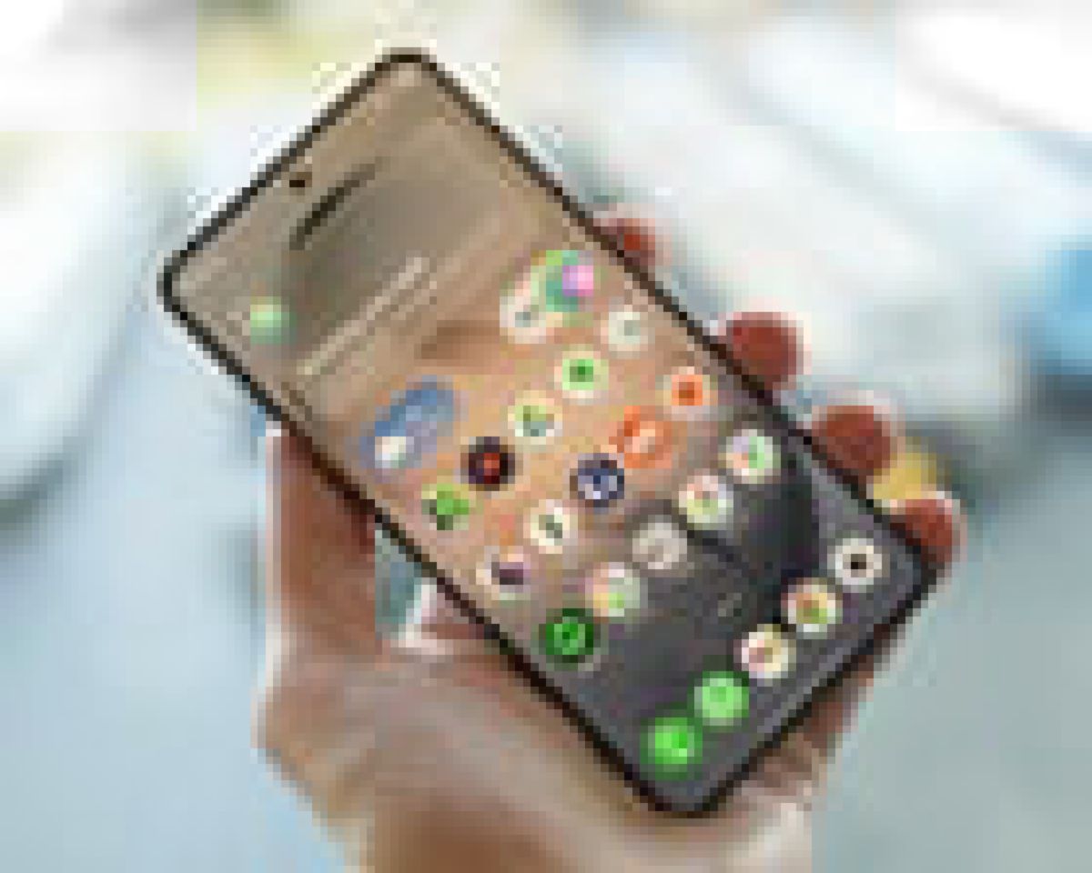 Samsung dan Apple Saling Serang di Segmen Ponsel Flagship Kompak