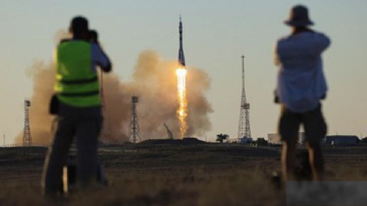 Rusia Luncurkan Misi Luar Angkasa Gabungan ke Stasiun ISS