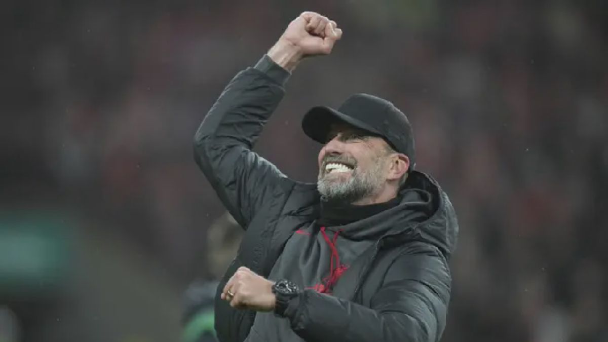 Klopp Angkat Trofi Perpisahan, Maldini Resmi Tinggalkan Milan