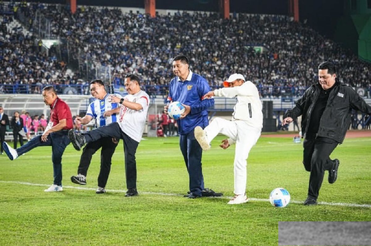 [Jawa Barat] — Mendagri Tito Hadiri Pembukaan Piala Presiden 2026 di Kabupaten Bandung