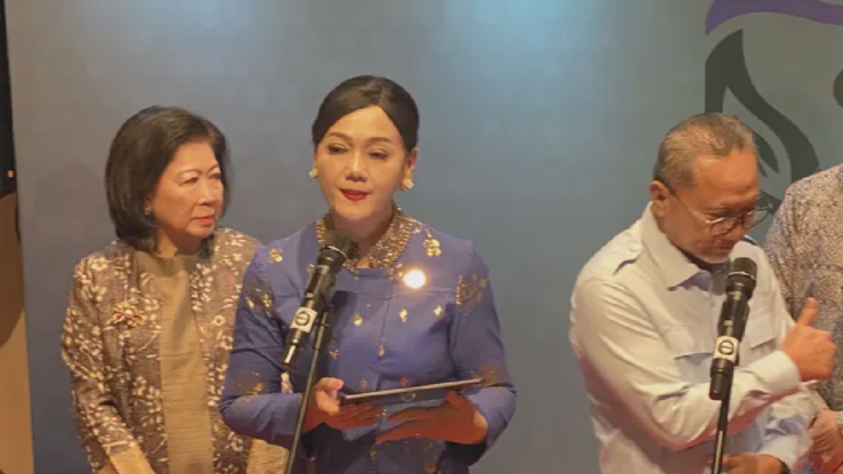 Ketua OJK Friderica Widyasari Dewi Luncurkan SRUK dan Bahas Strategi Investasi
