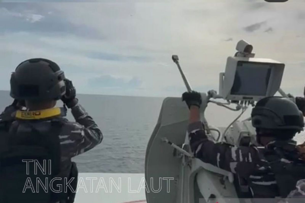 TNI AL dan AU Kolaborasi Jaga Perbatasan Laut RI-Malaysia